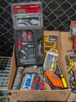 (8) Ctns of Tools