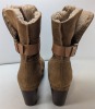 (2) Ugg Boots - 3