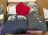 (1) Ctn Abercrombie & Fitch Clothing