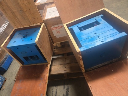 Injection Mold (Marine Trk/Los Angels, CA)
