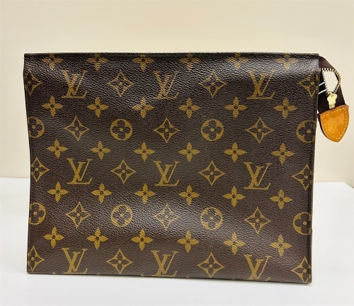 Louis Vuitton Poche Toilette Bag (Dayton, NJ)