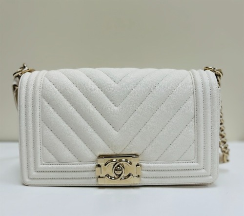 Chanel Caviar Boy Bag (Dayton, NJ)