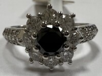 18K Gold, Diamond Cluster Ring (Pompano Beach, FL)