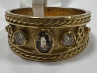 18K Gold, Sapphire & Diamond Ring (Pompano Beach, FL)
