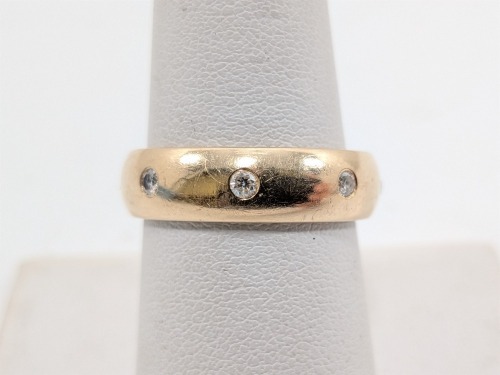 14K Yellow Gold (7) Diamond Band/Ring