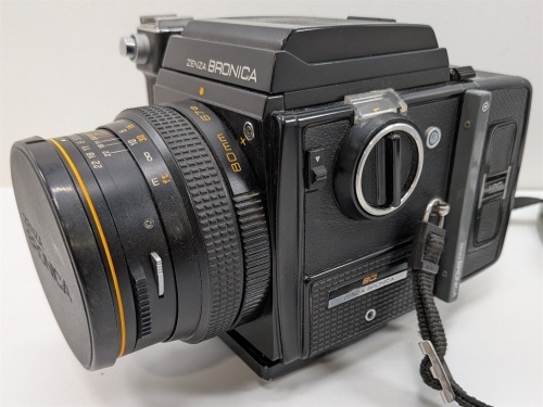 Zenza Bronica Camera & Film Backs