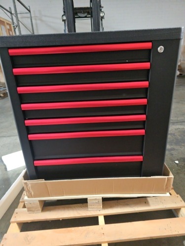 Tool Box (Marine Trk/Los Angeles, CA)