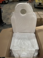 Facial Bed (Island Storage/San Juan, PR)