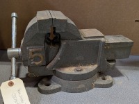 Bench Vise